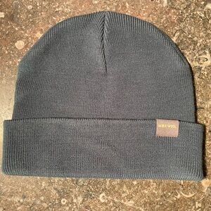 MERIWOOL Merino Wool Ribbed Knit Beanie NWOT
